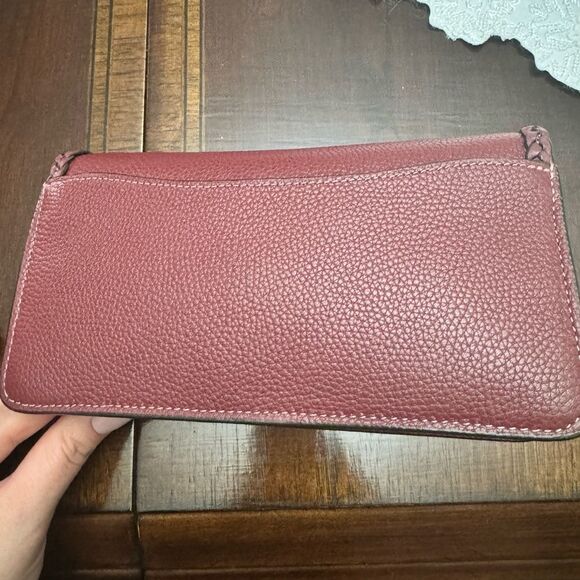 Coach
Tabby logo-plaque clutch bag - Picture 10 of 11